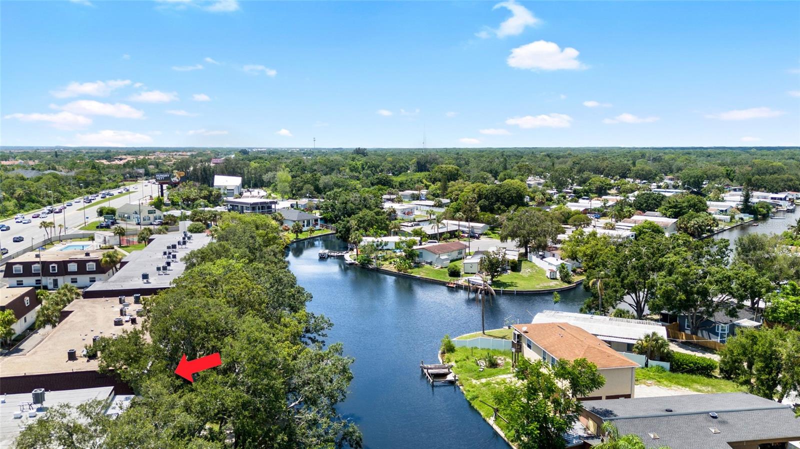 9213 TUDOR DR #B104, TAMPA, FL, 33615