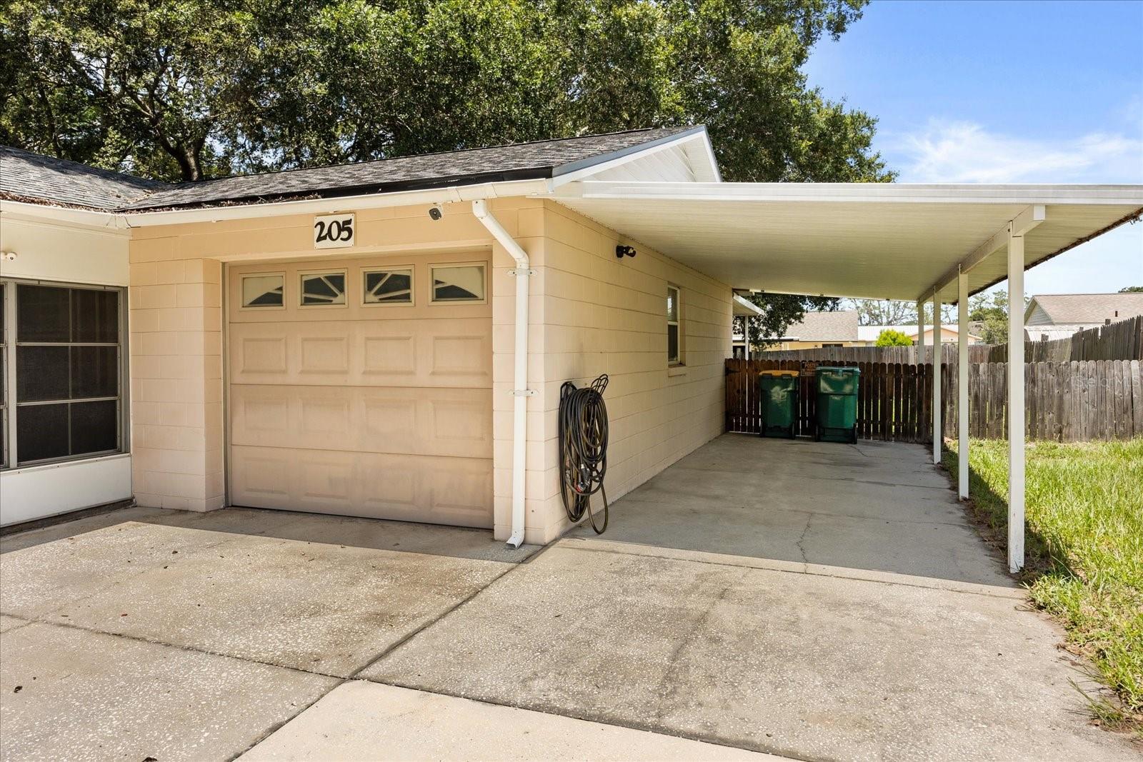 205 CRICKET HOLLOW LN, EUSTIS, FL, 32726