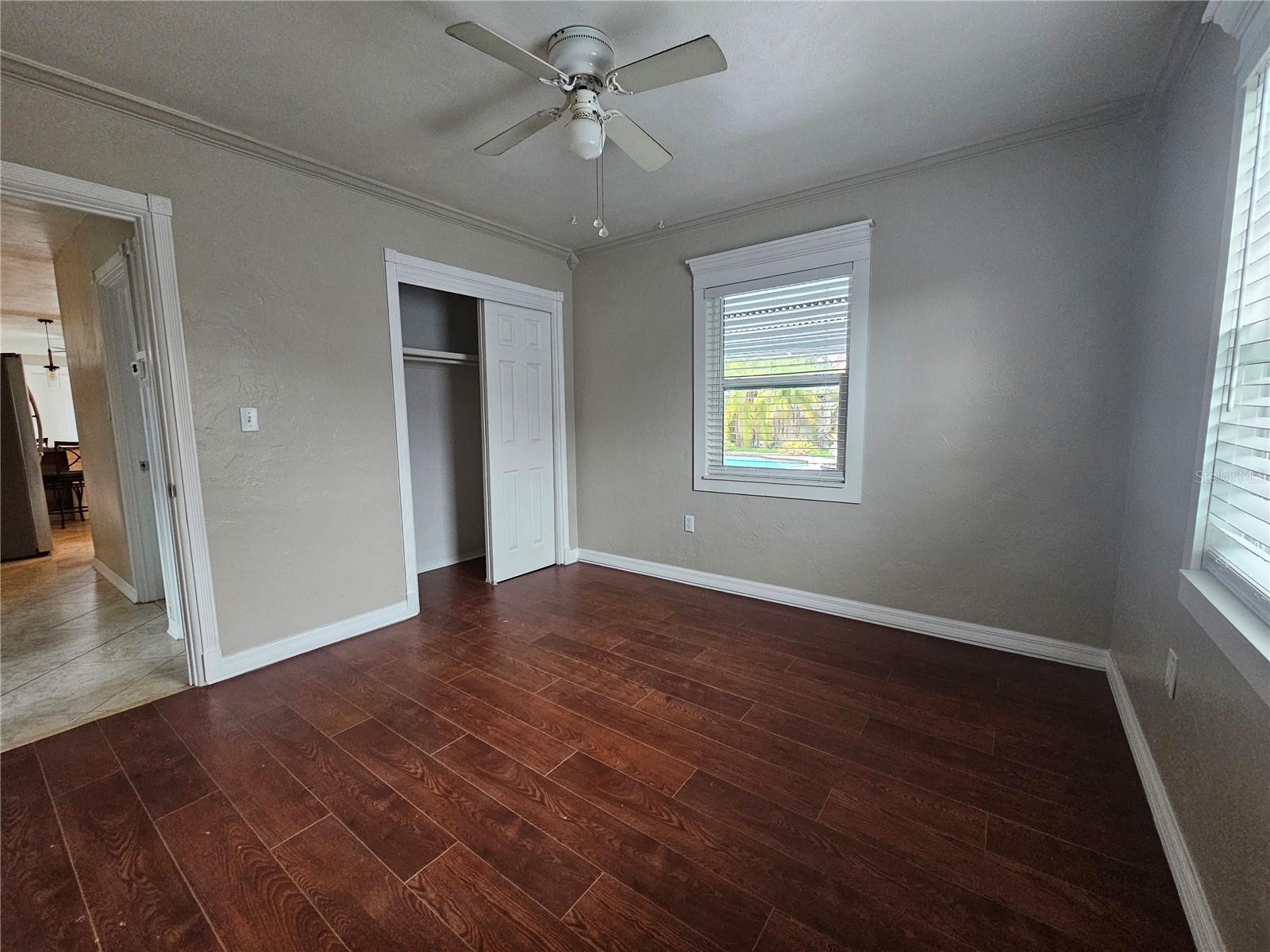 4943 LAKE CHARLES DR N, KENNETH CITY, FL, 33709