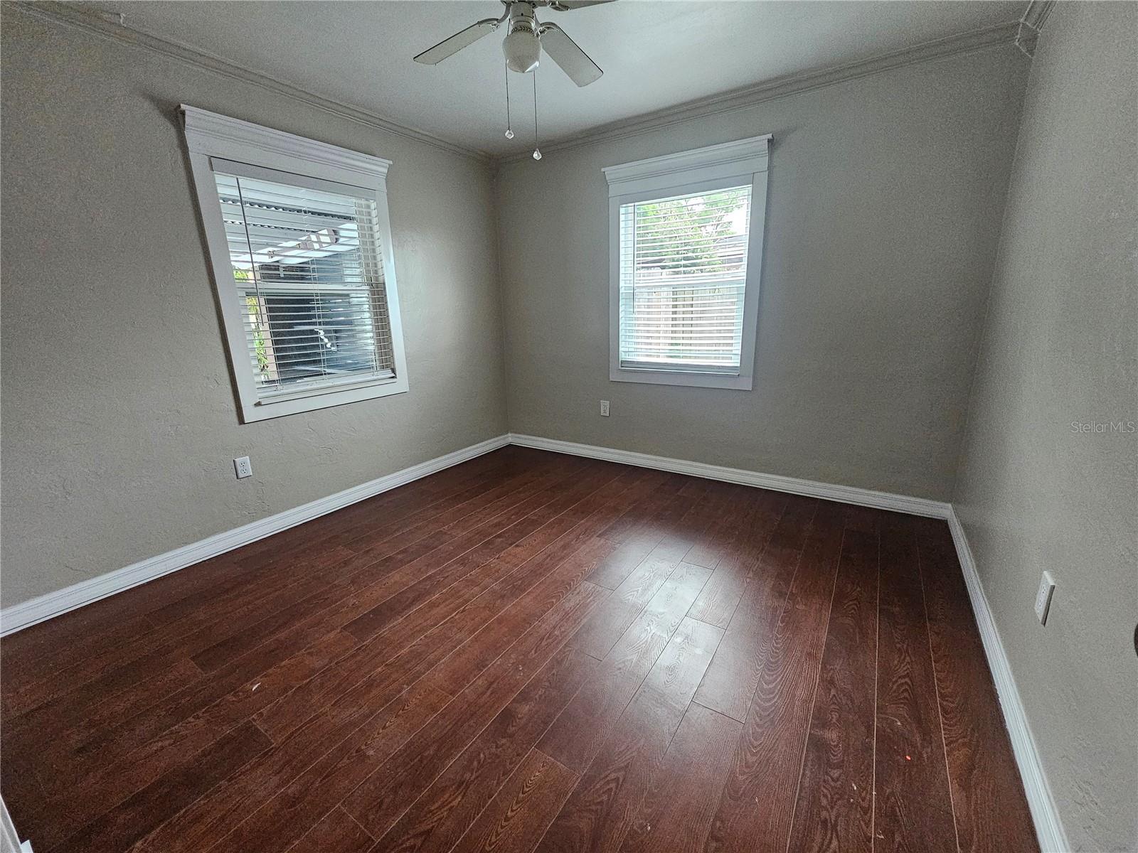 4943 LAKE CHARLES DR N, KENNETH CITY, FL, 33709