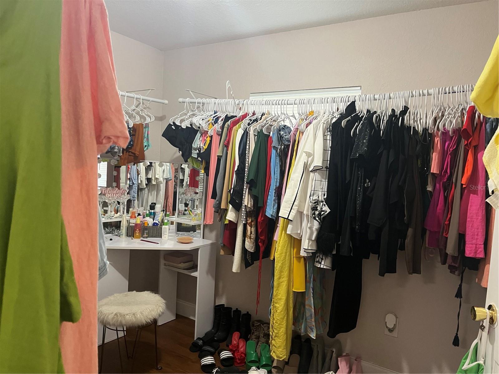 6816 N STERLING AVE, TAMPA, FL, 33614