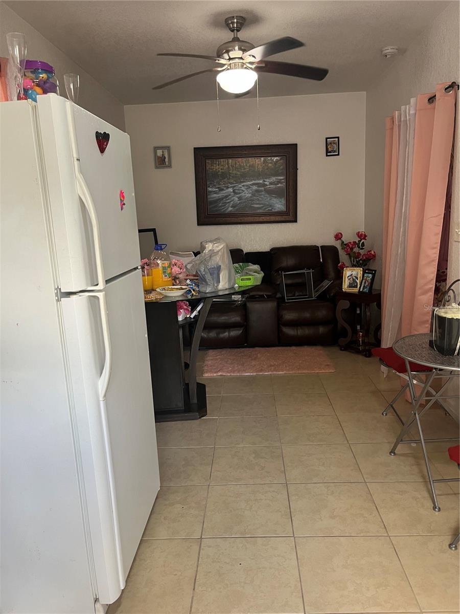 6816 N STERLING AVE, TAMPA, FL, 33614