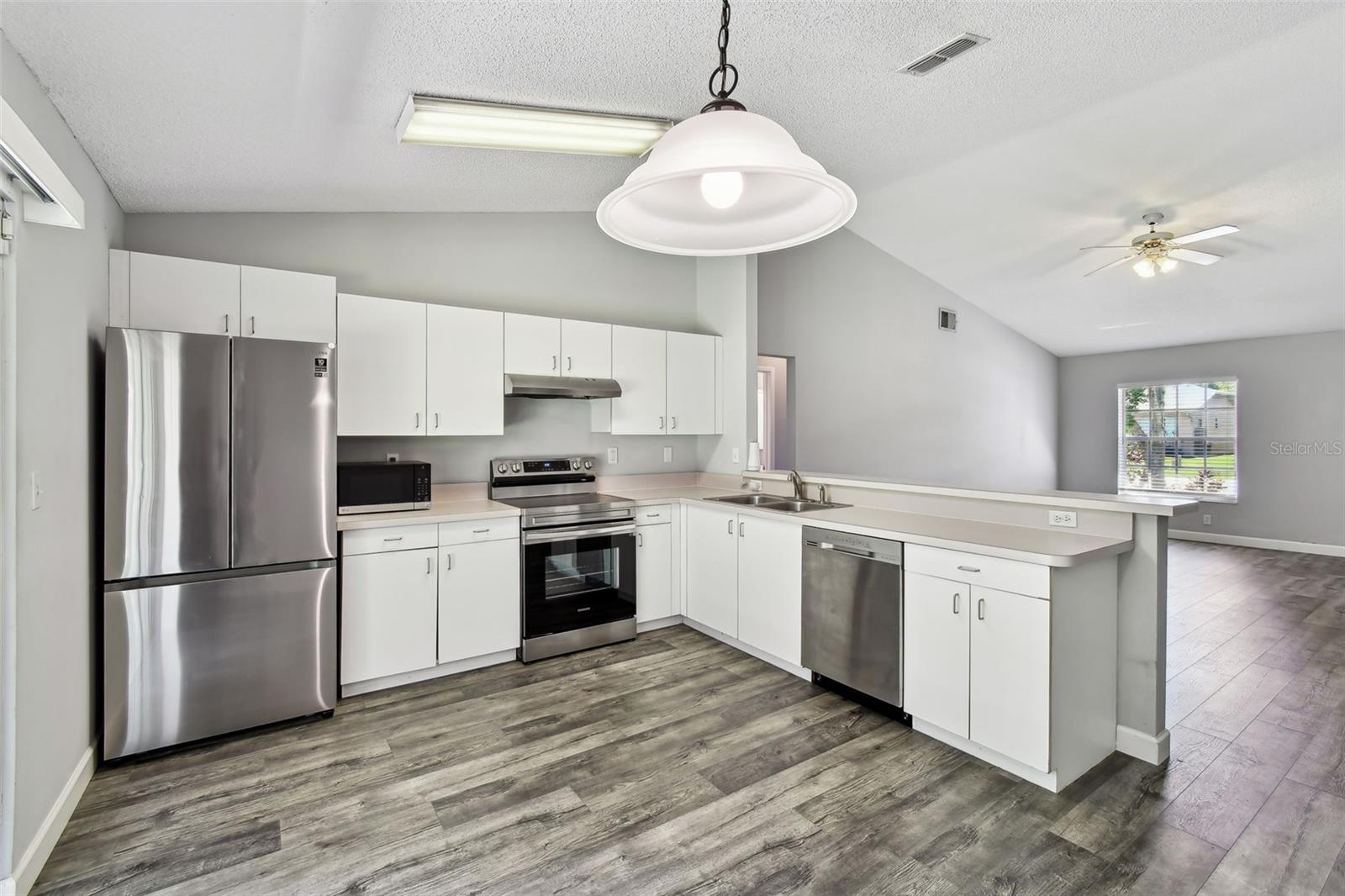 331 FEATHER TREE DR, CLEARWATER, FL, 33765