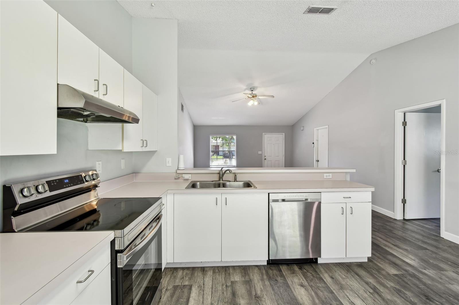 331 FEATHER TREE DR, CLEARWATER, FL, 33765