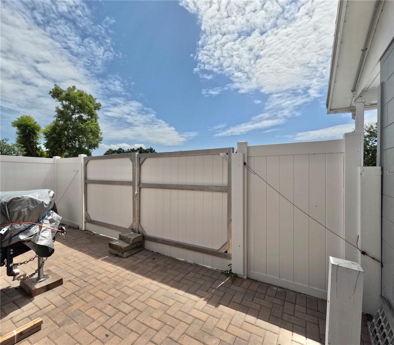 5928 YORKSHIRE RD, TAMPA, FL, 33634