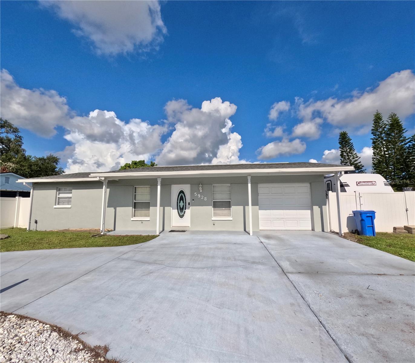 5928 YORKSHIRE RD, TAMPA, FL, 33634