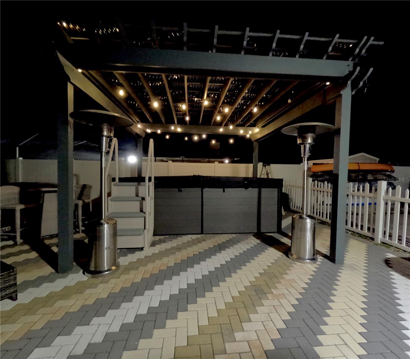 5928 YORKSHIRE RD, TAMPA, FL, 33634