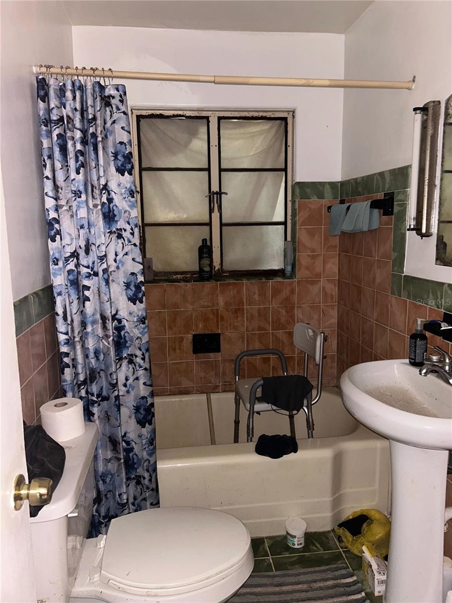 5365 MOUNT PLYMOUTH RD, APOPKA, FL, 32712