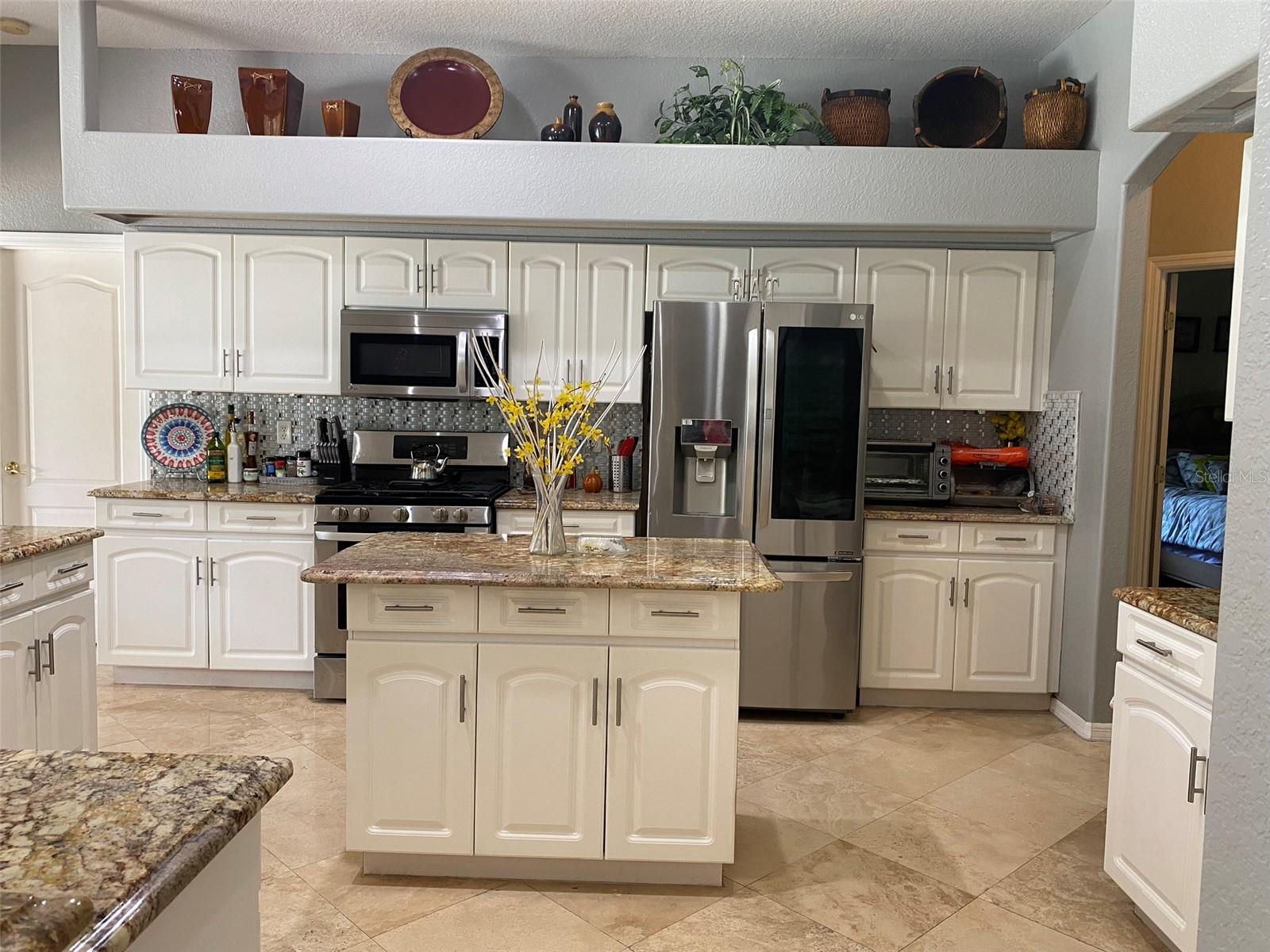 VALRICO GROVES, VALRICO, FL, 33594