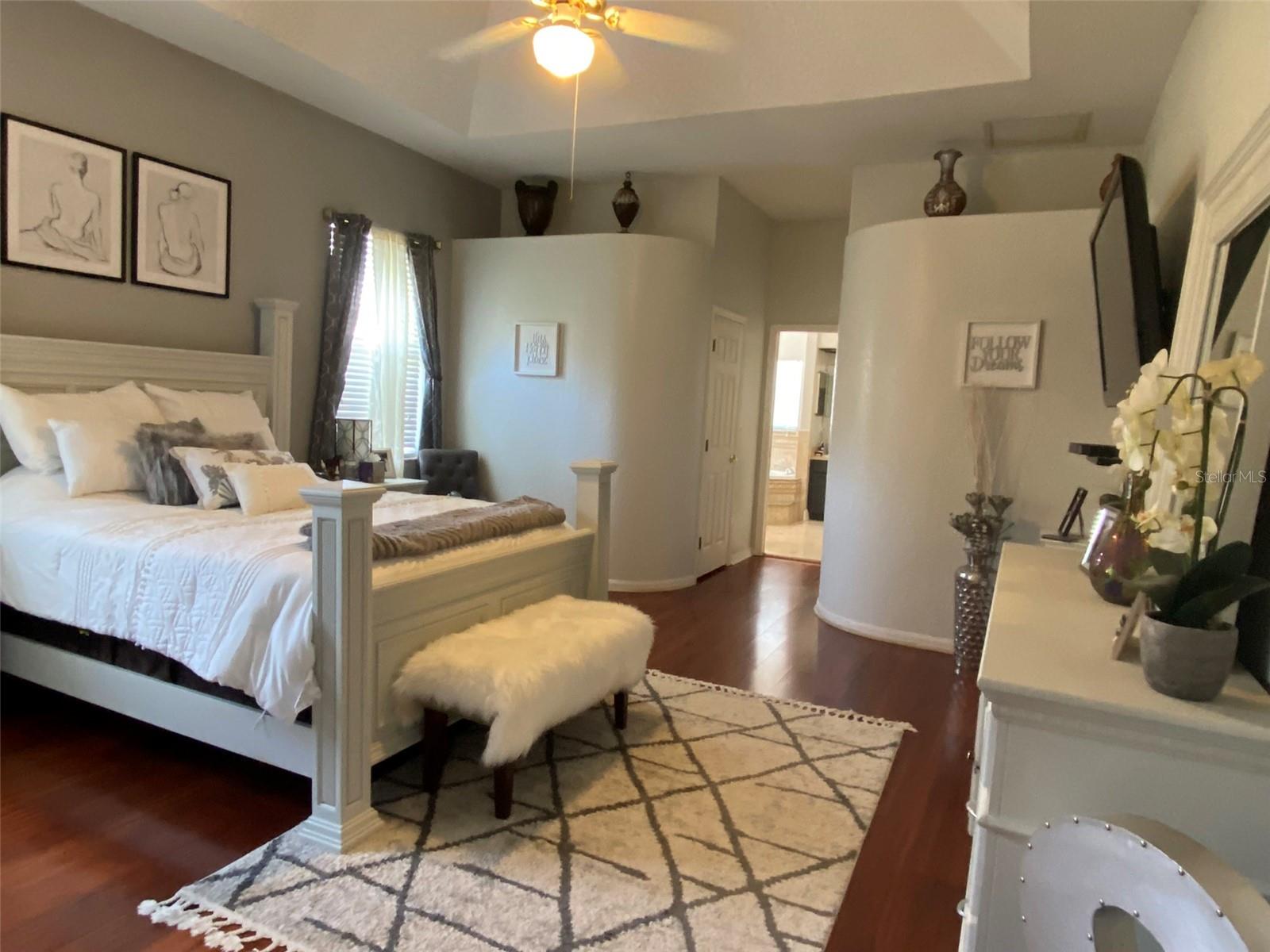 VALRICO GROVES, VALRICO, FL, 33594