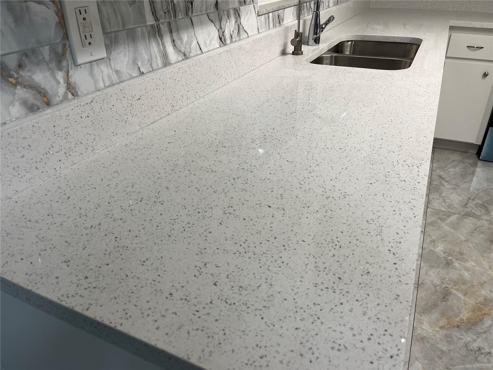 880 QUEEN RD, VENICE, FL, 34293