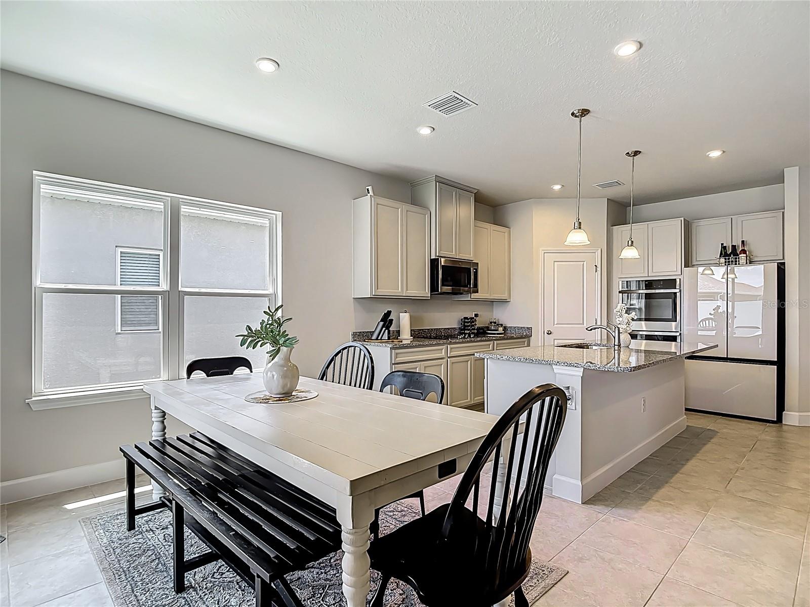 35428 CRESCENT CREEK DR, ZEPHYRHILLS, FL, 33541