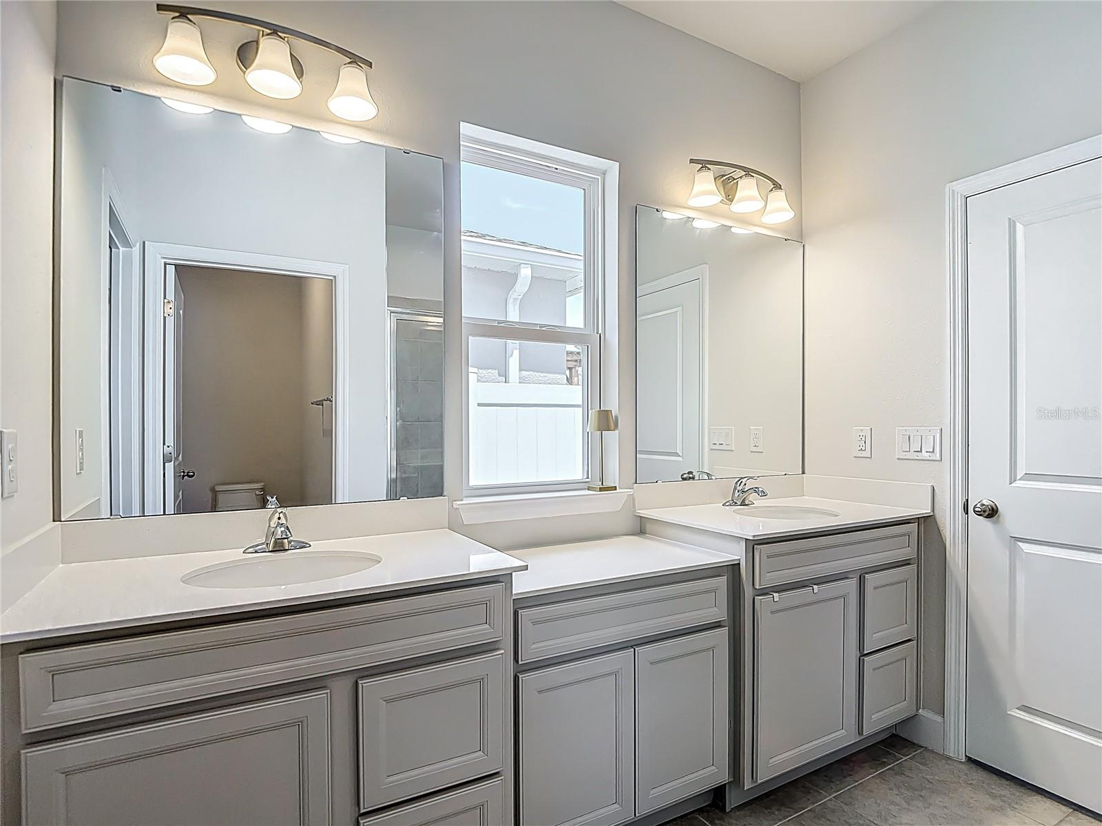 35428 CRESCENT CREEK DR, ZEPHYRHILLS, FL, 33541