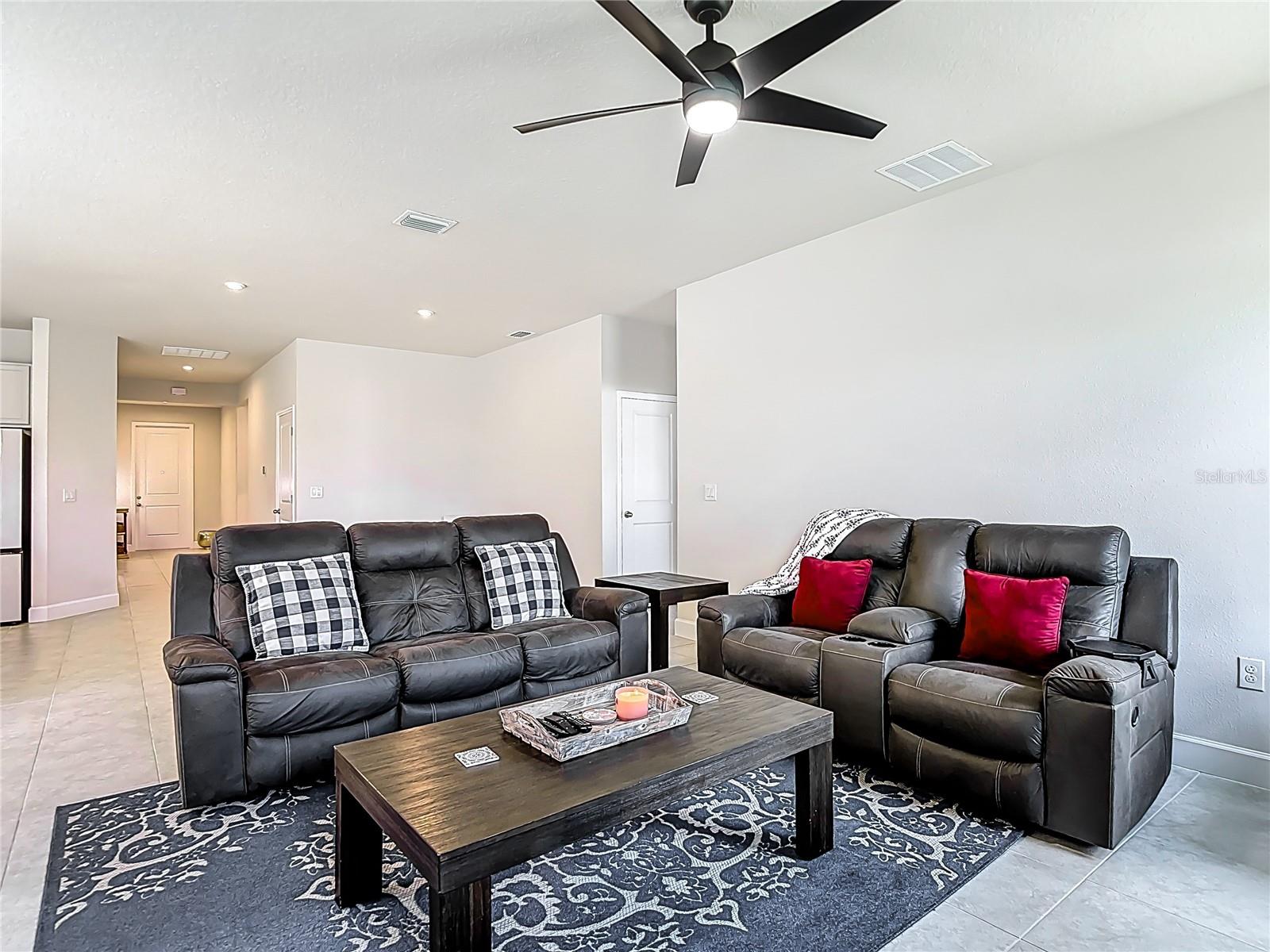 35428 CRESCENT CREEK DR, ZEPHYRHILLS, FL, 33541