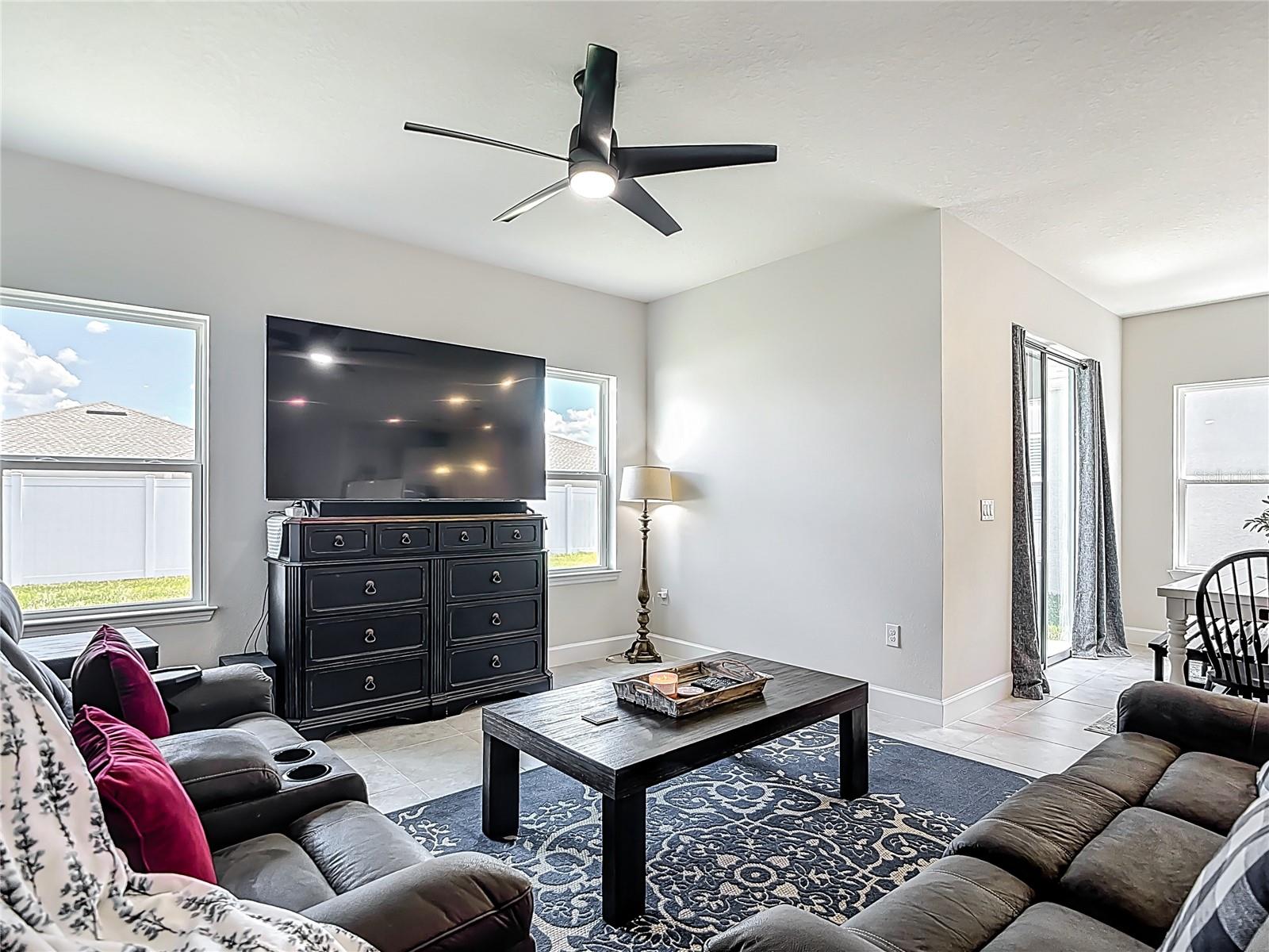 35428 CRESCENT CREEK DR, ZEPHYRHILLS, FL, 33541