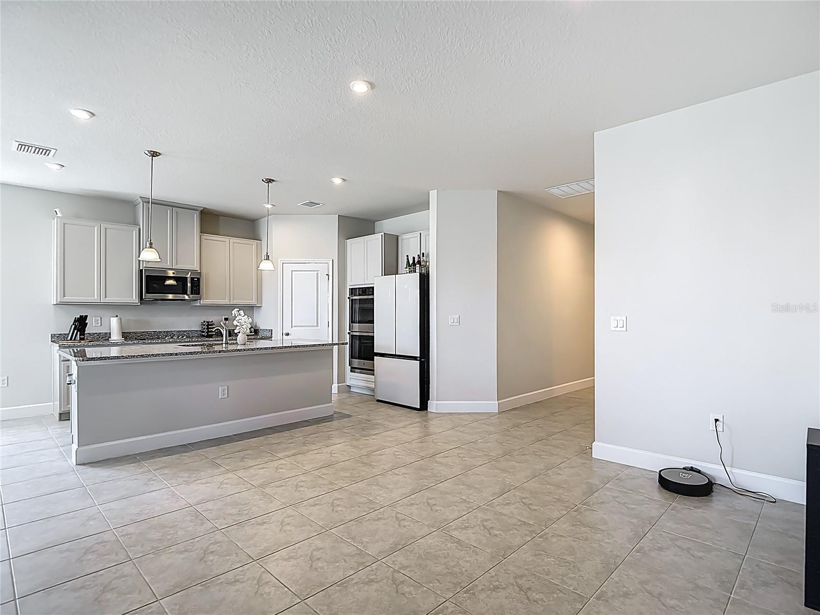 35428 CRESCENT CREEK DR, ZEPHYRHILLS, FL, 33541