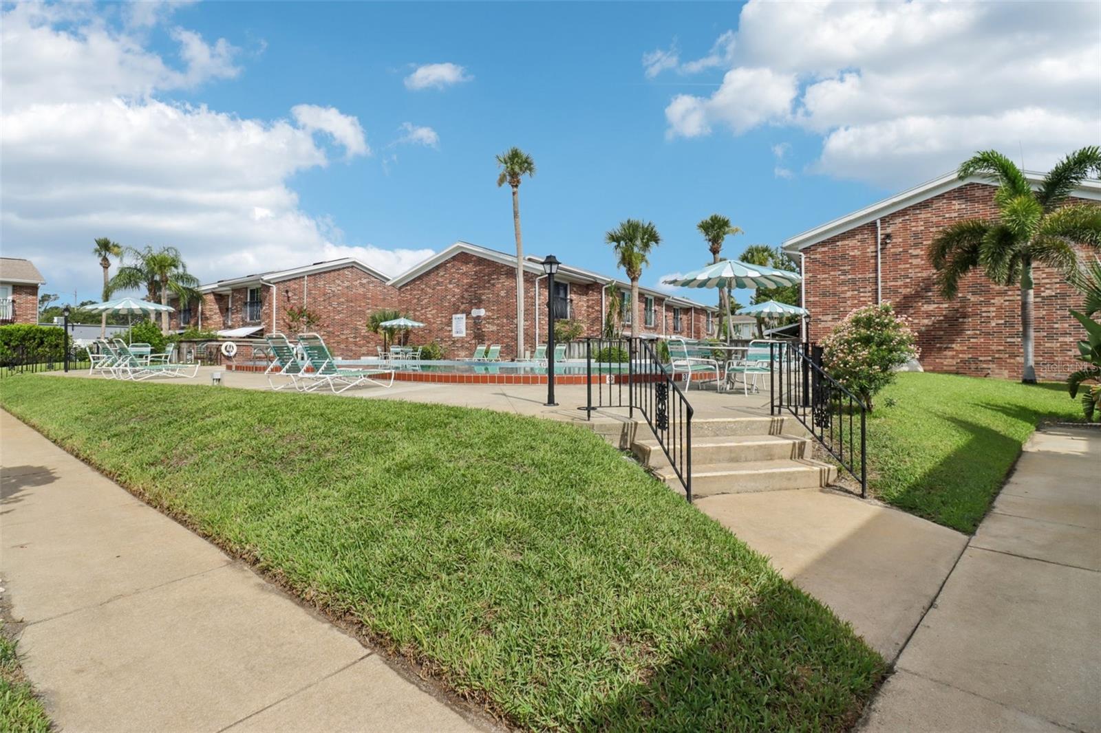 2200 S PALMETTO AVE #B050, SOUTH DAYTONA, FL, 32119