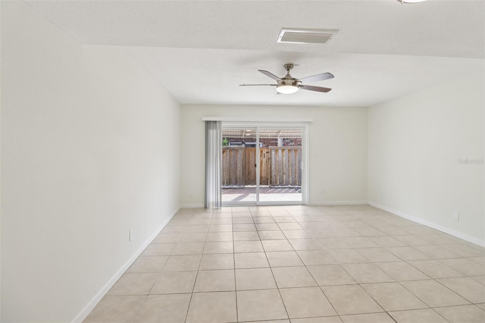 2200 S PALMETTO AVE #B050, SOUTH DAYTONA, FL, 32119