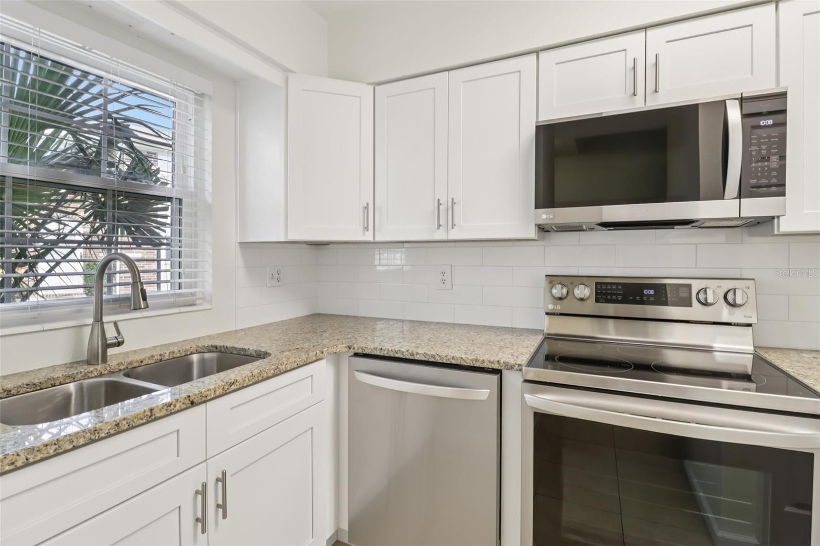 2200 S PALMETTO AVE #B050, SOUTH DAYTONA, FL, 32119