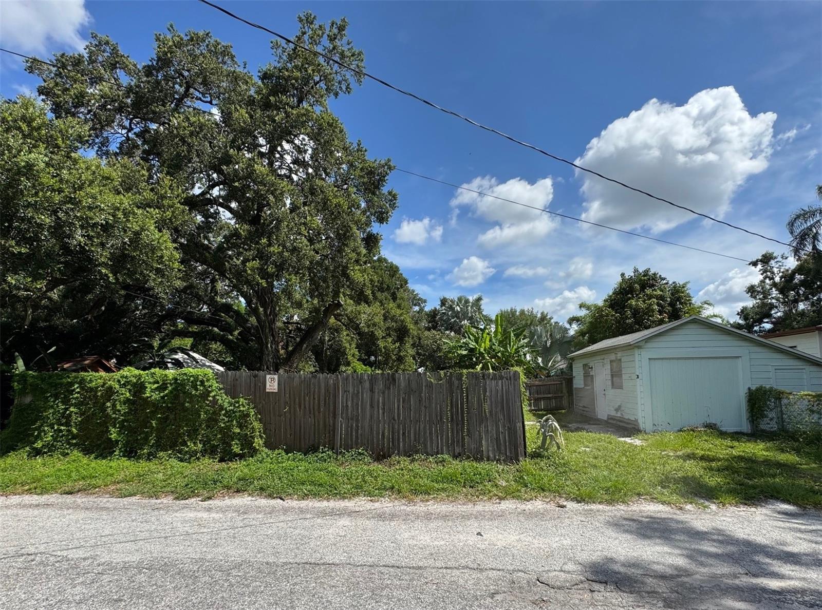 4202 N SEMINOLE AVE, TAMPA, FL, 33603