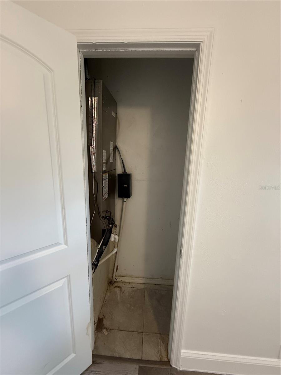 3711 N 35TH ST, TAMPA, FL, 33610