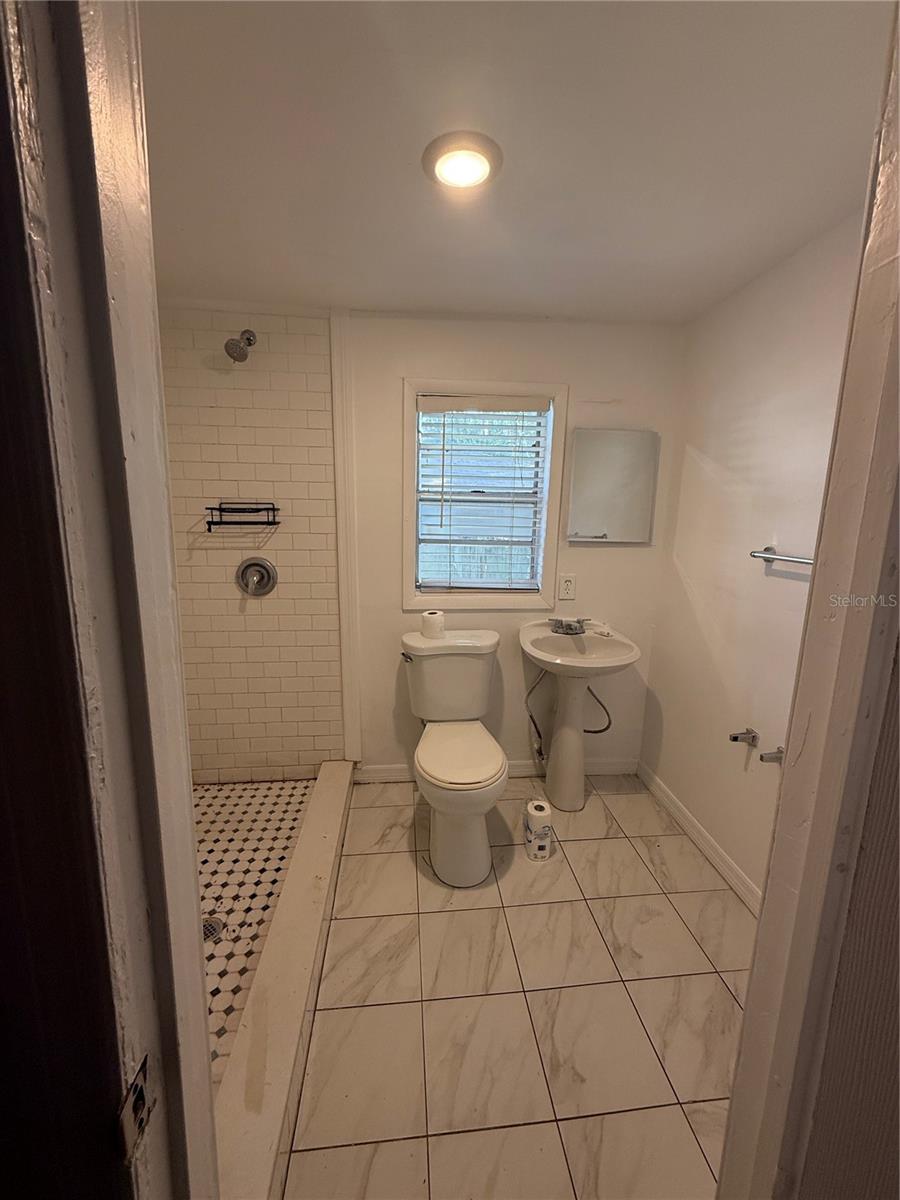 3711 N 35TH ST, TAMPA, FL, 33610