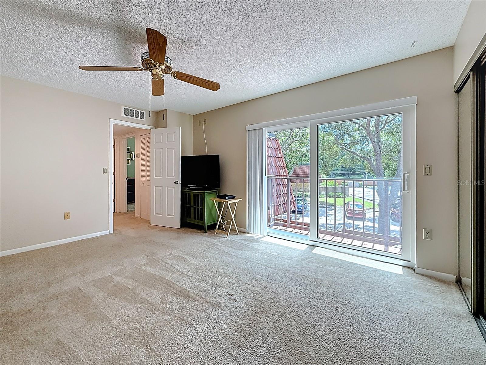 738 1ST CT, PALM HARBOR, FL, 34684