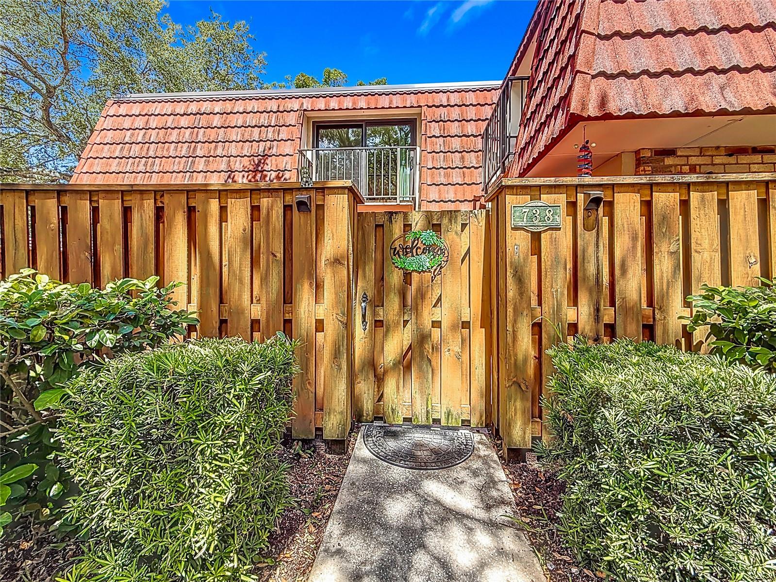 738 1ST CT, PALM HARBOR, FL, 34684