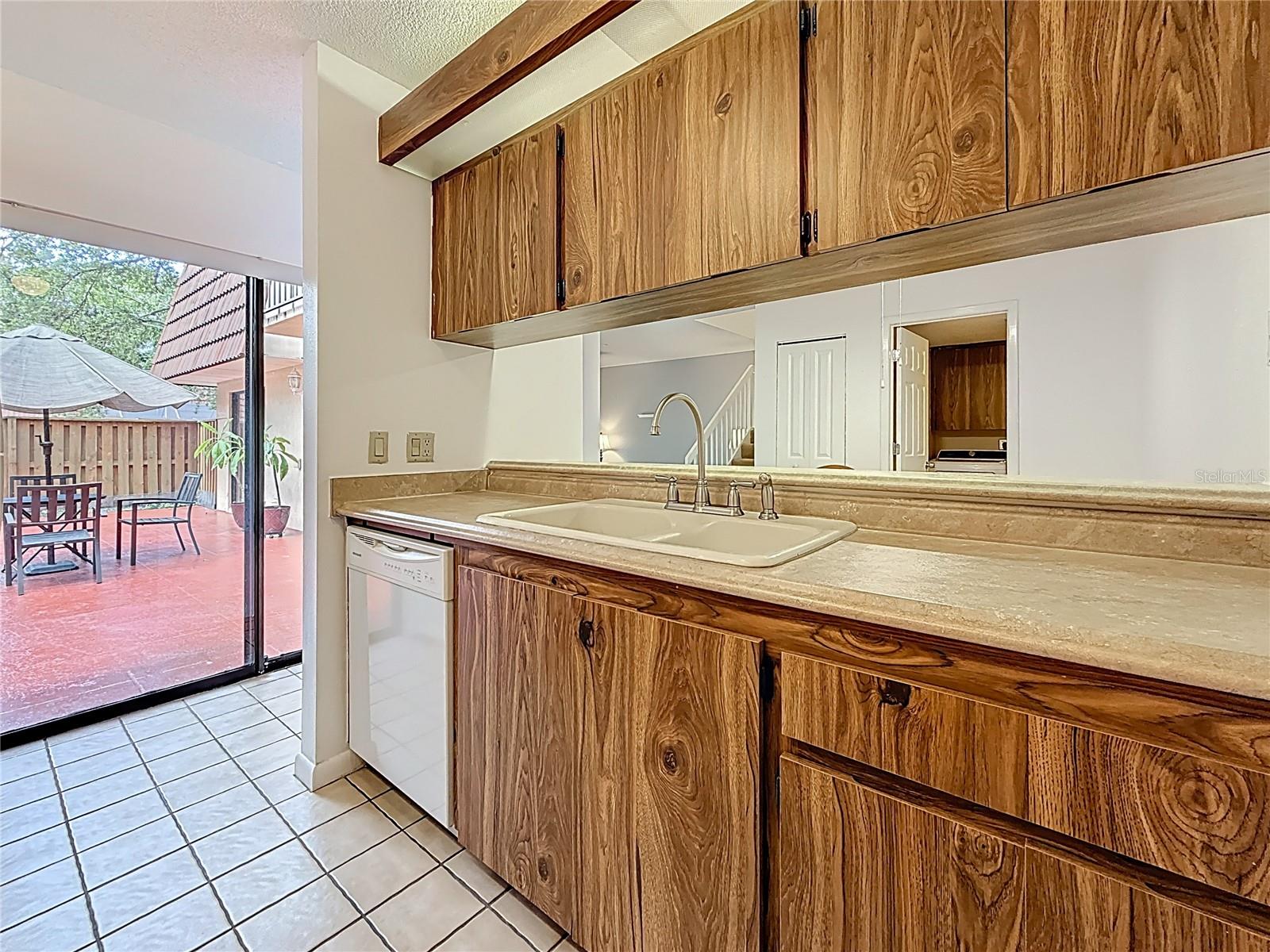 738 1ST CT, PALM HARBOR, FL, 34684