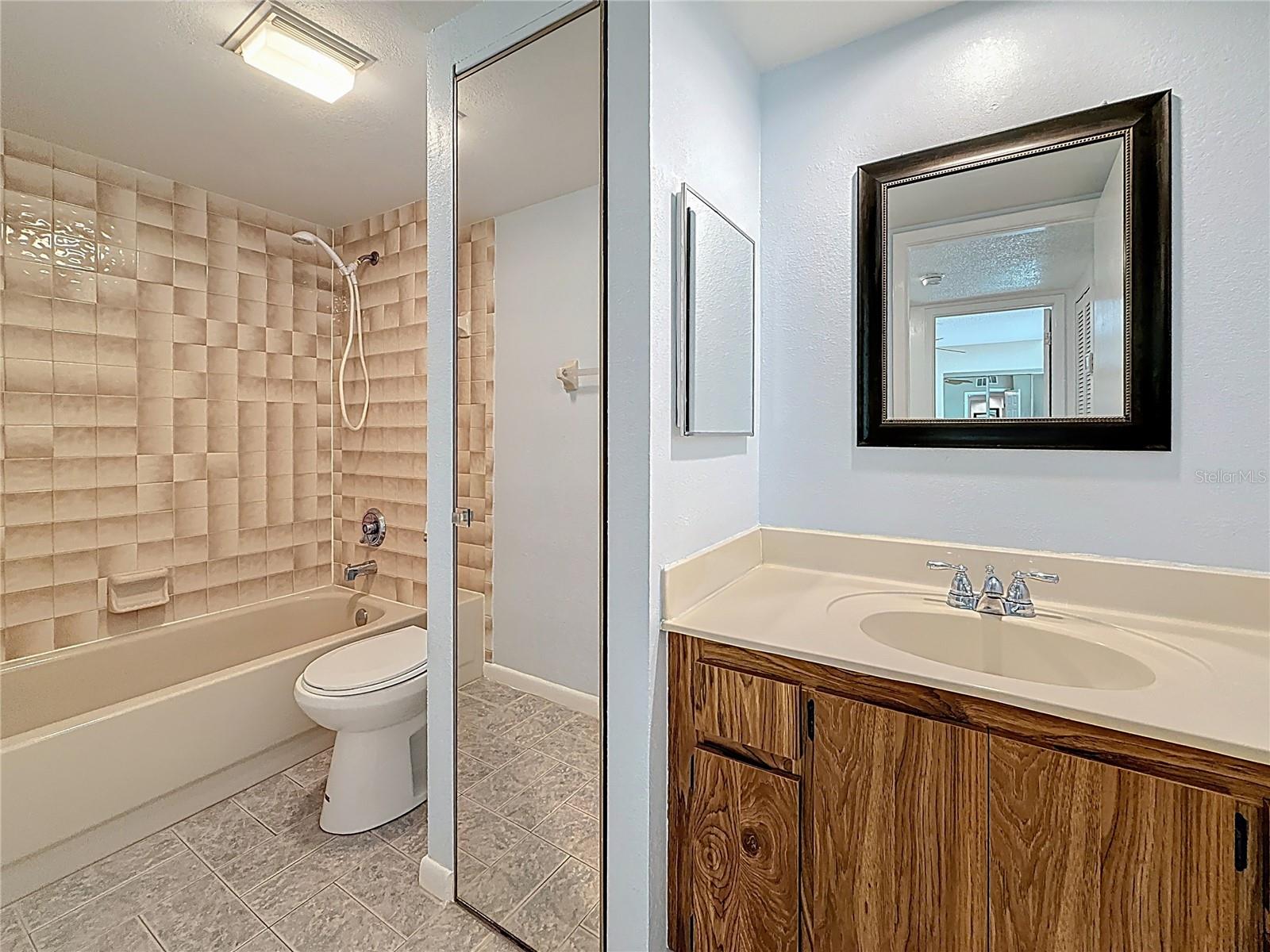 738 1ST CT, PALM HARBOR, FL, 34684