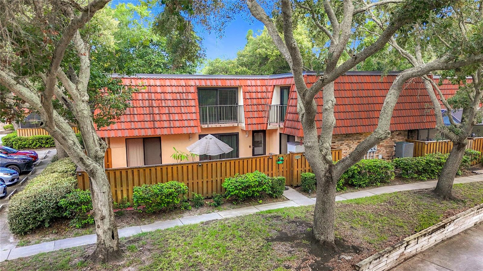 738 1ST CT, PALM HARBOR, FL, 34684