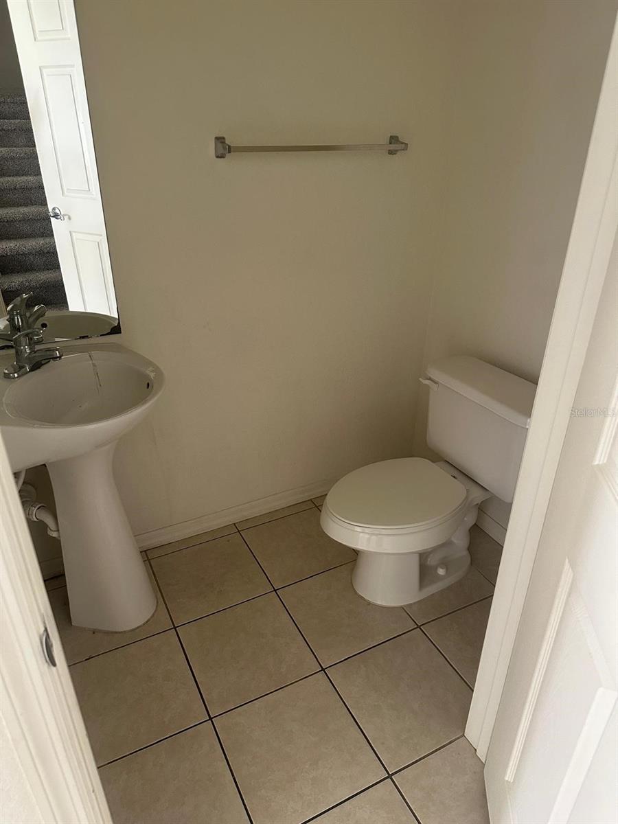 2424 GRAND CENTRAL PKWY #4, ORLANDO, FL, 32839