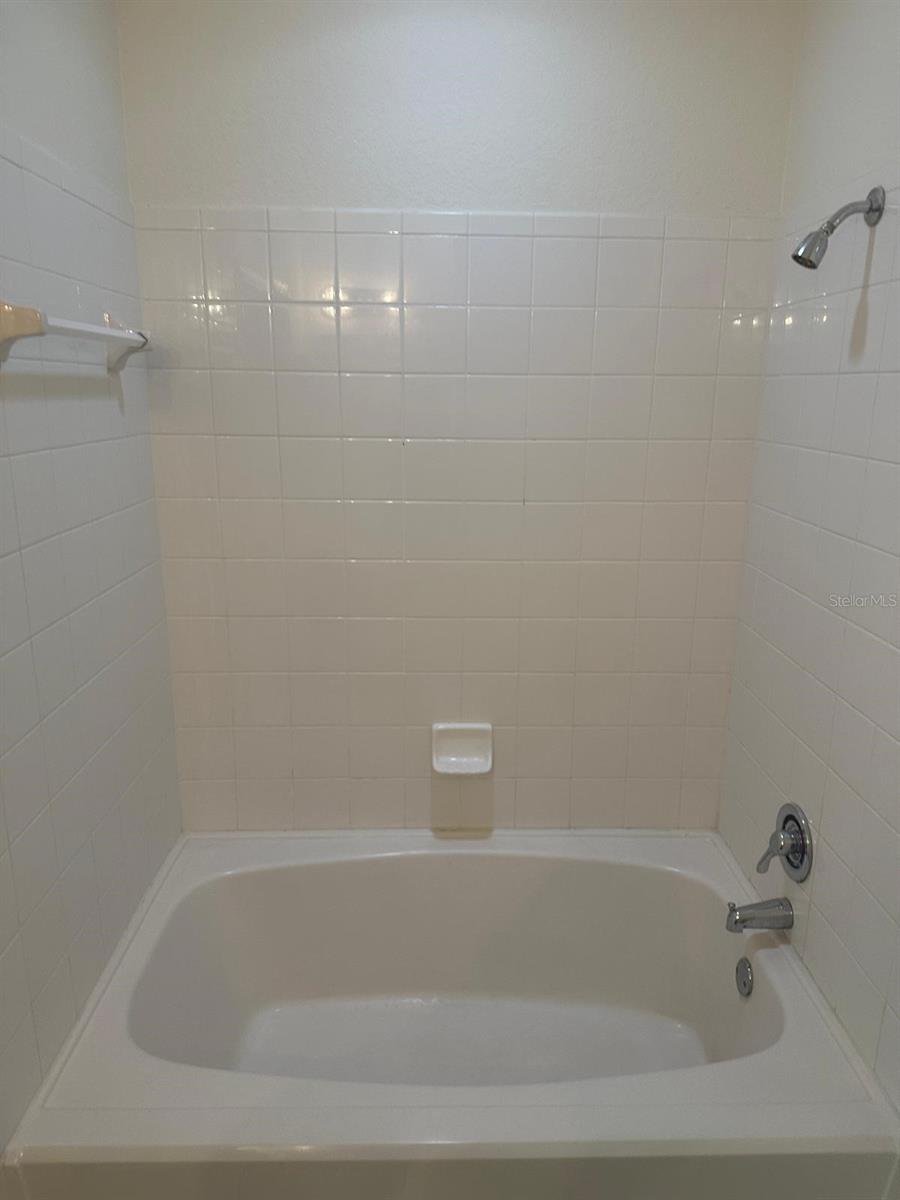 2424 GRAND CENTRAL PKWY #4, ORLANDO, FL, 32839