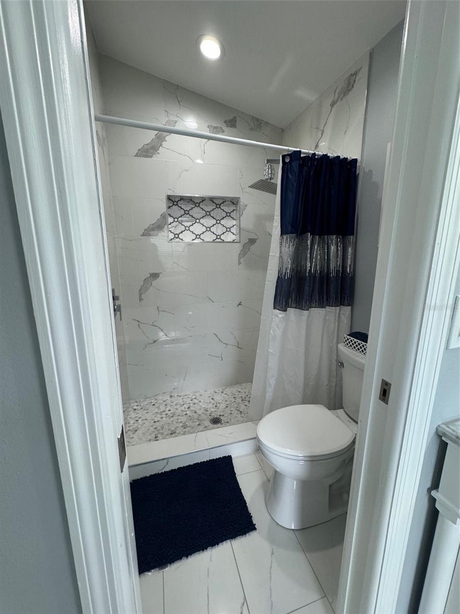 A4658670 Property Photo