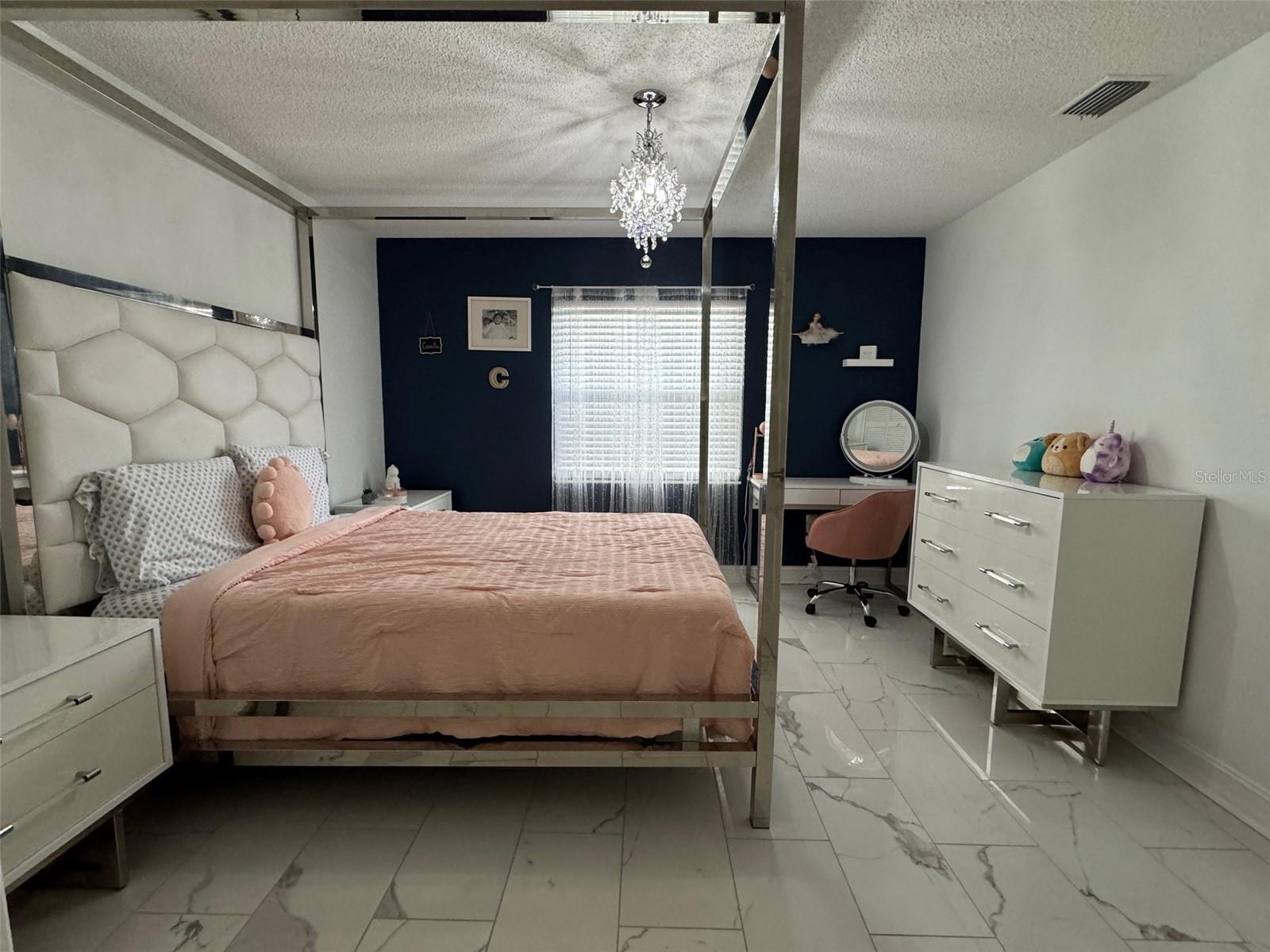 A4658670 Property Photo
