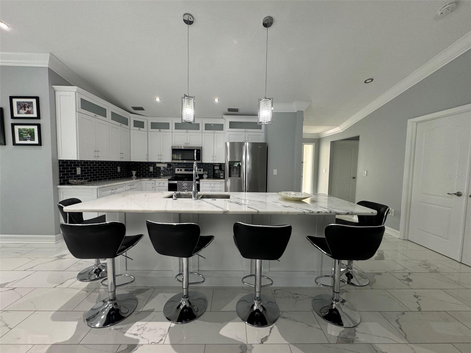 A4658670 Property Photo