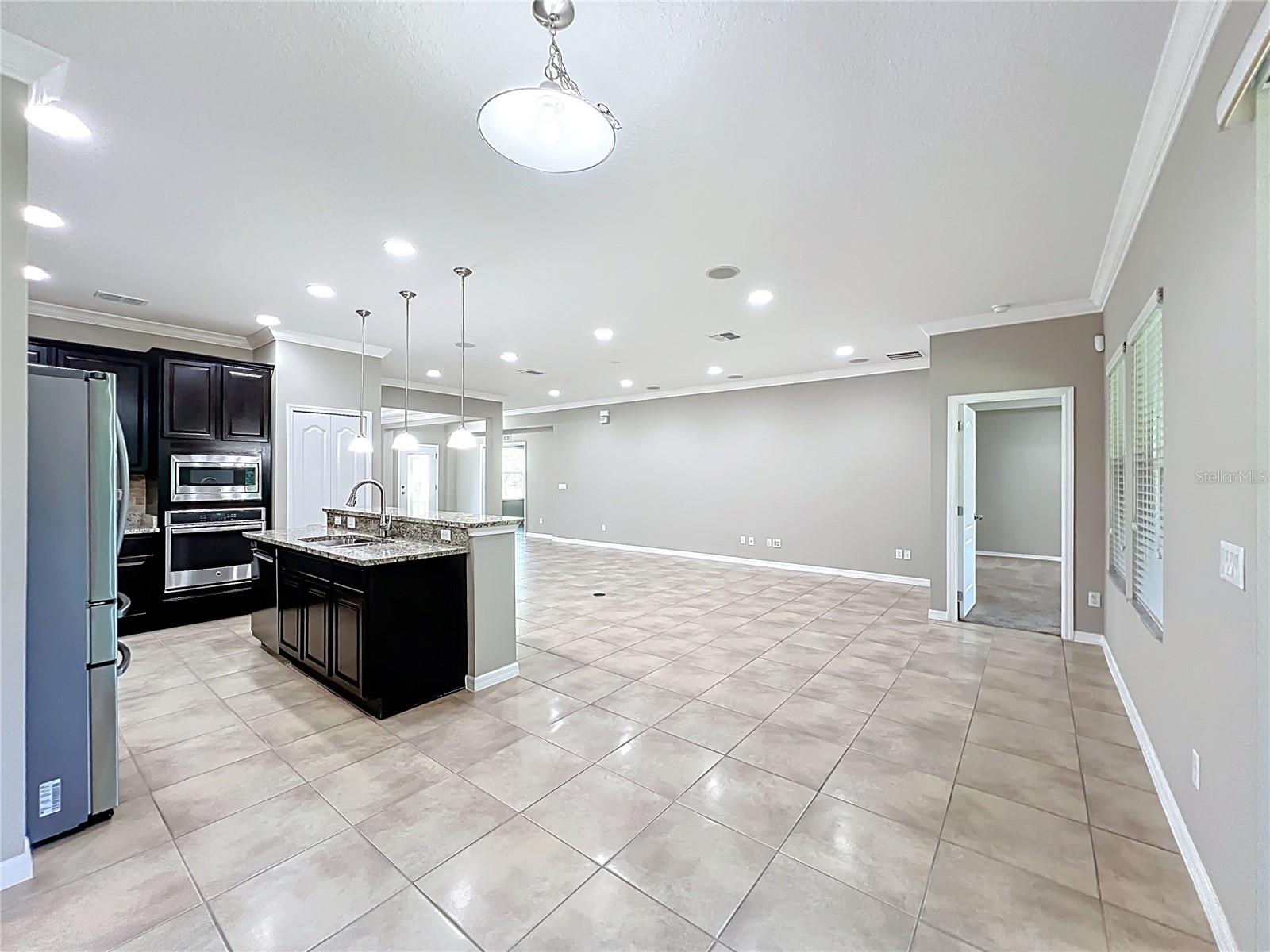 30418 PLYMOUTH CREEK CIR, SORRENTO, FL, 32776