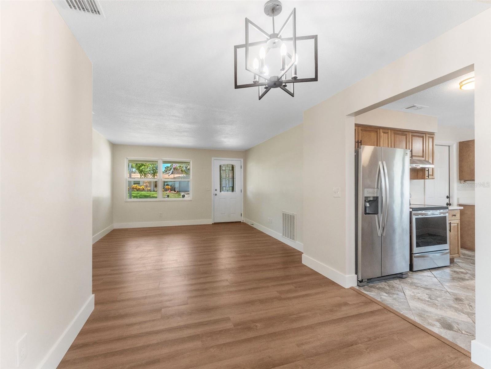 dining room/living room