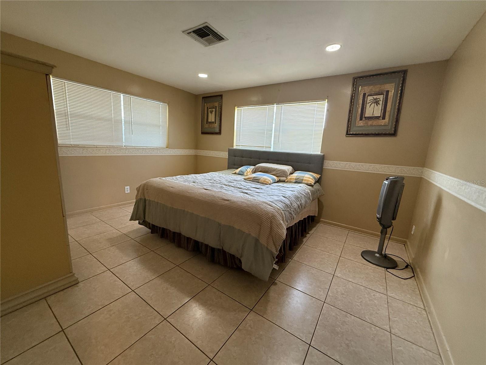 353 CAVALIER RD, PALM SPRINGS, FL, 33461