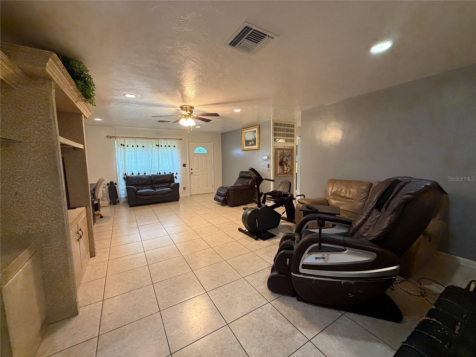 353 CAVALIER RD, PALM SPRINGS, FL, 33461