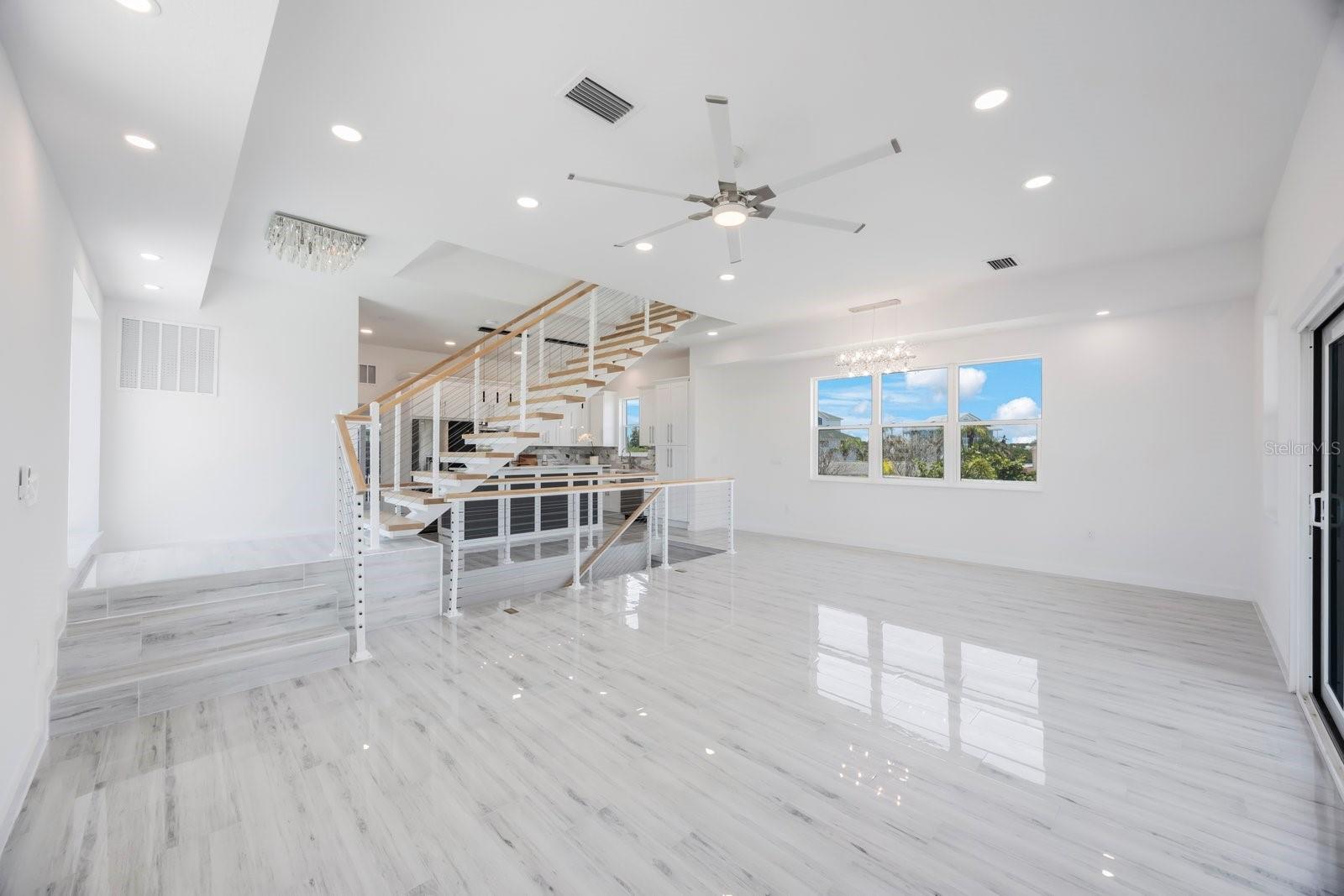 18077 3RD ST E, REDINGTON SHORES, FL, 33708