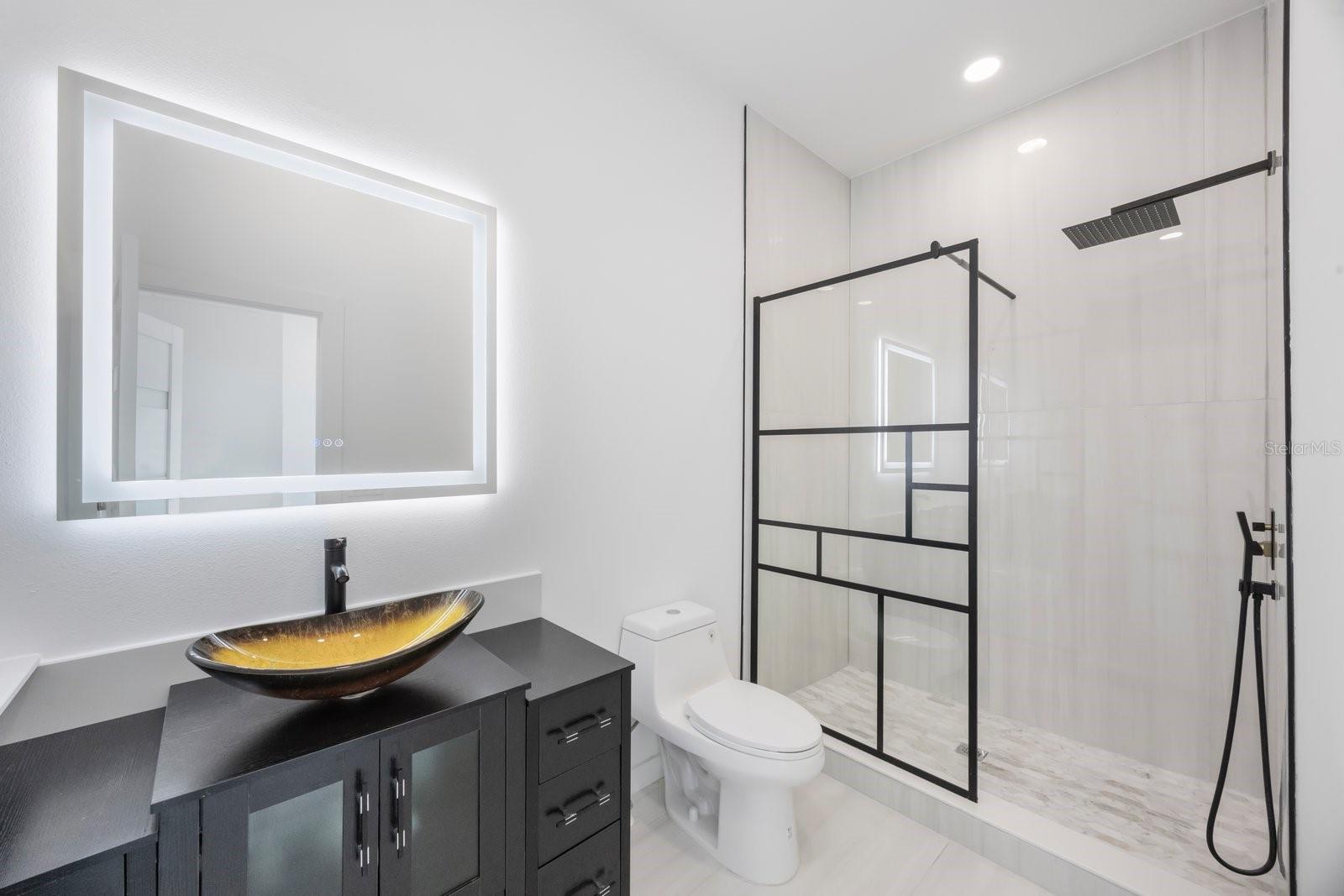 18077 3RD ST E, REDINGTON SHORES, FL, 33708