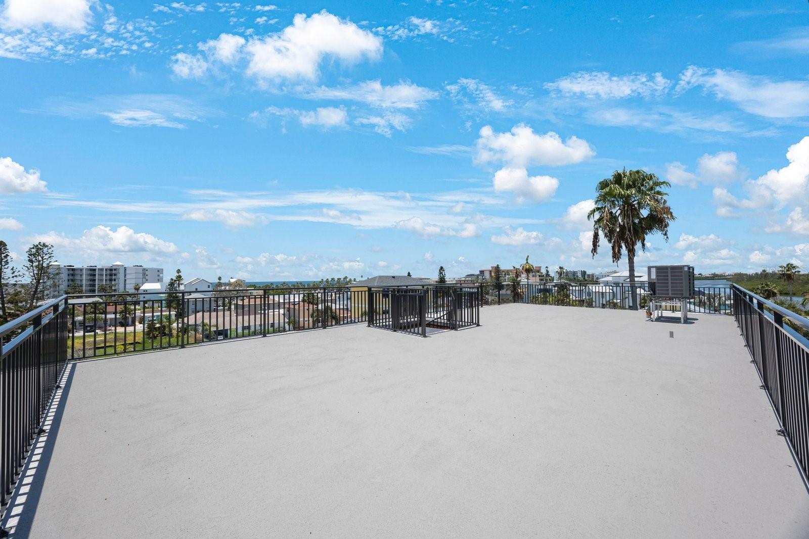 18077 3RD ST E, REDINGTON SHORES, FL, 33708