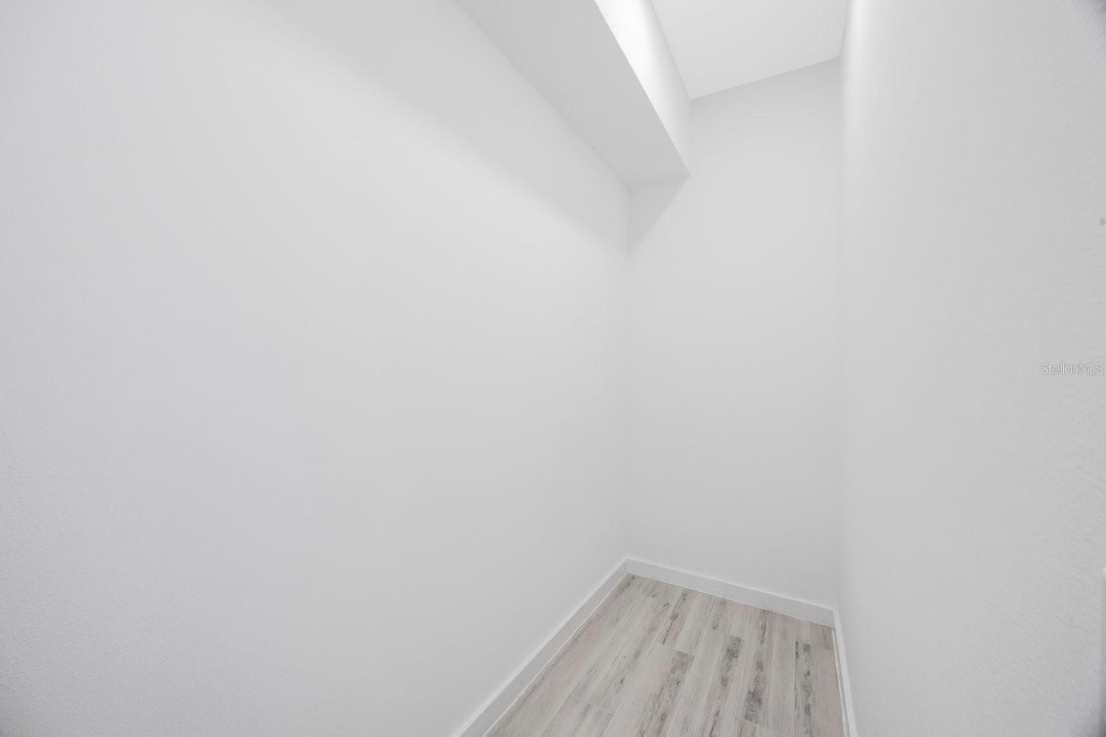 18077 3RD ST E, REDINGTON SHORES, FL, 33708