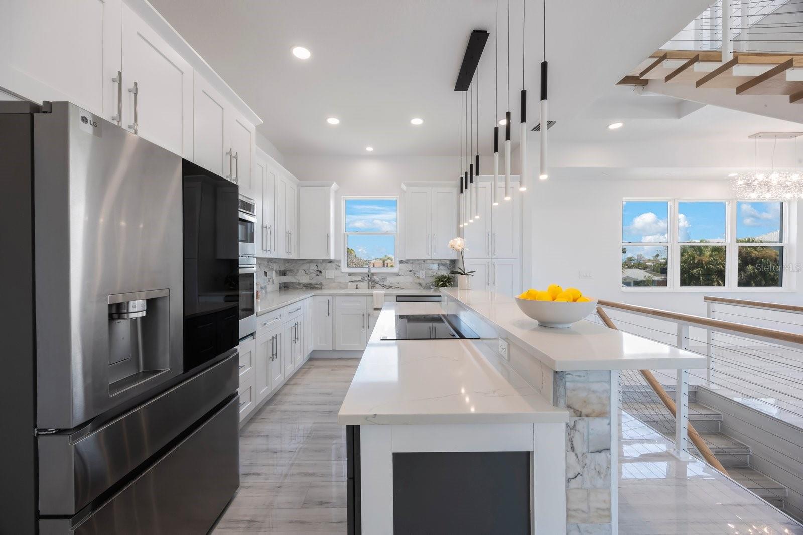 18077 3RD ST E, REDINGTON SHORES, FL, 33708