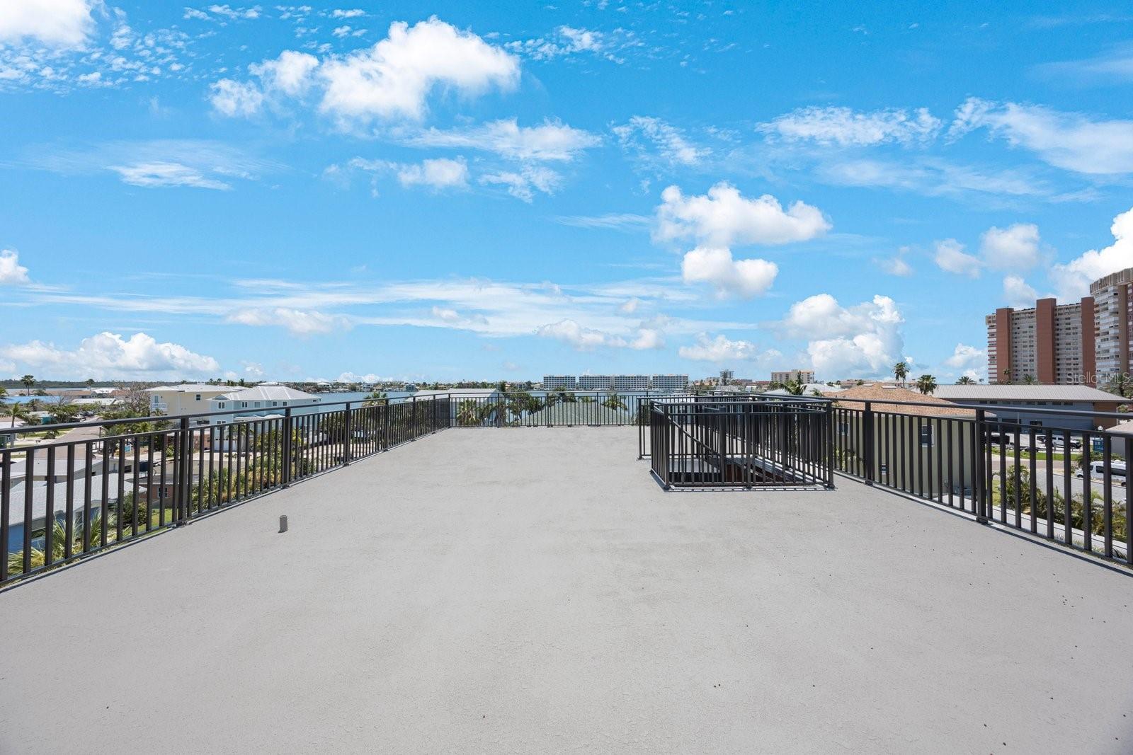 18077 3RD ST E, REDINGTON SHORES, FL, 33708