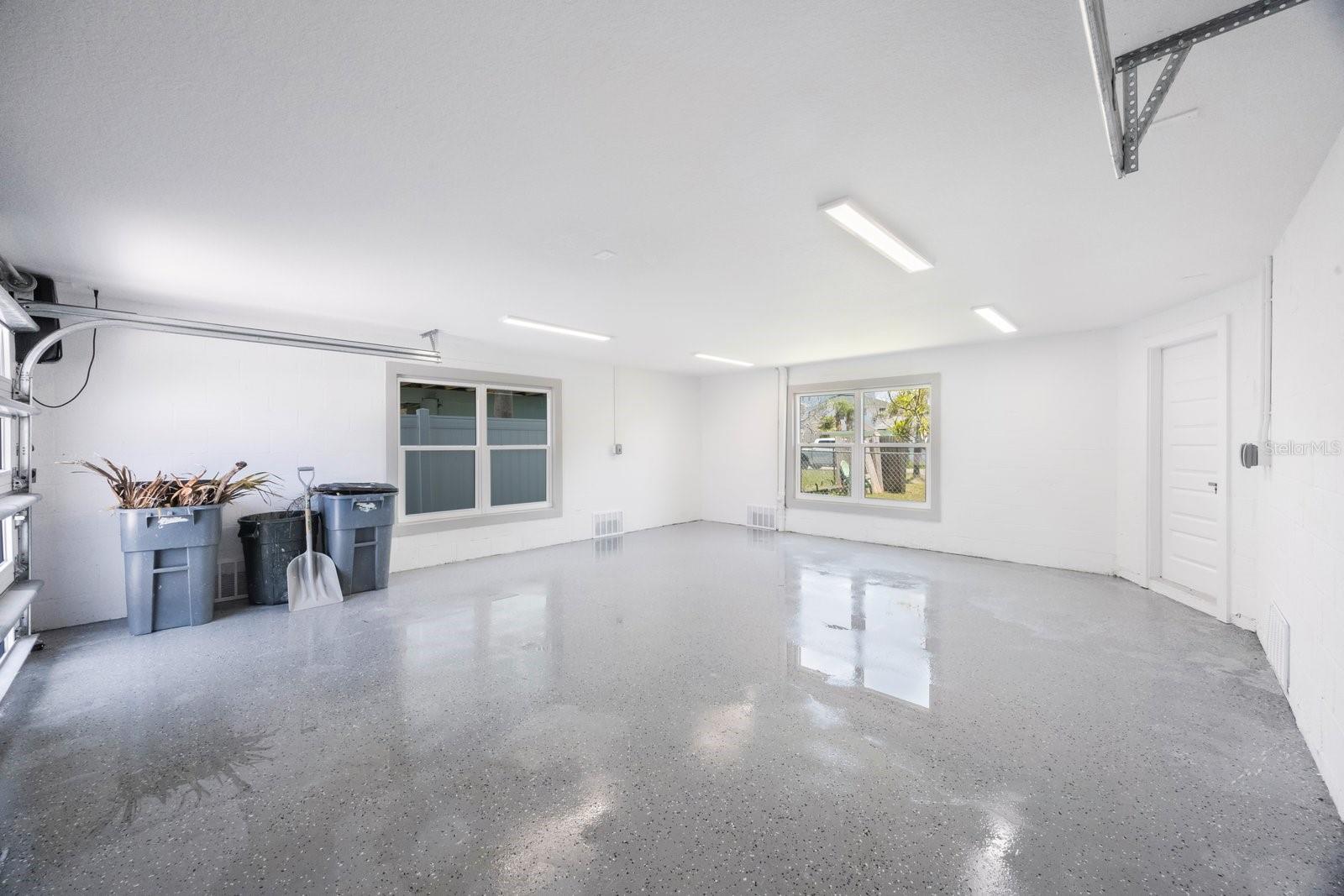 18077 3RD ST E, REDINGTON SHORES, FL, 33708