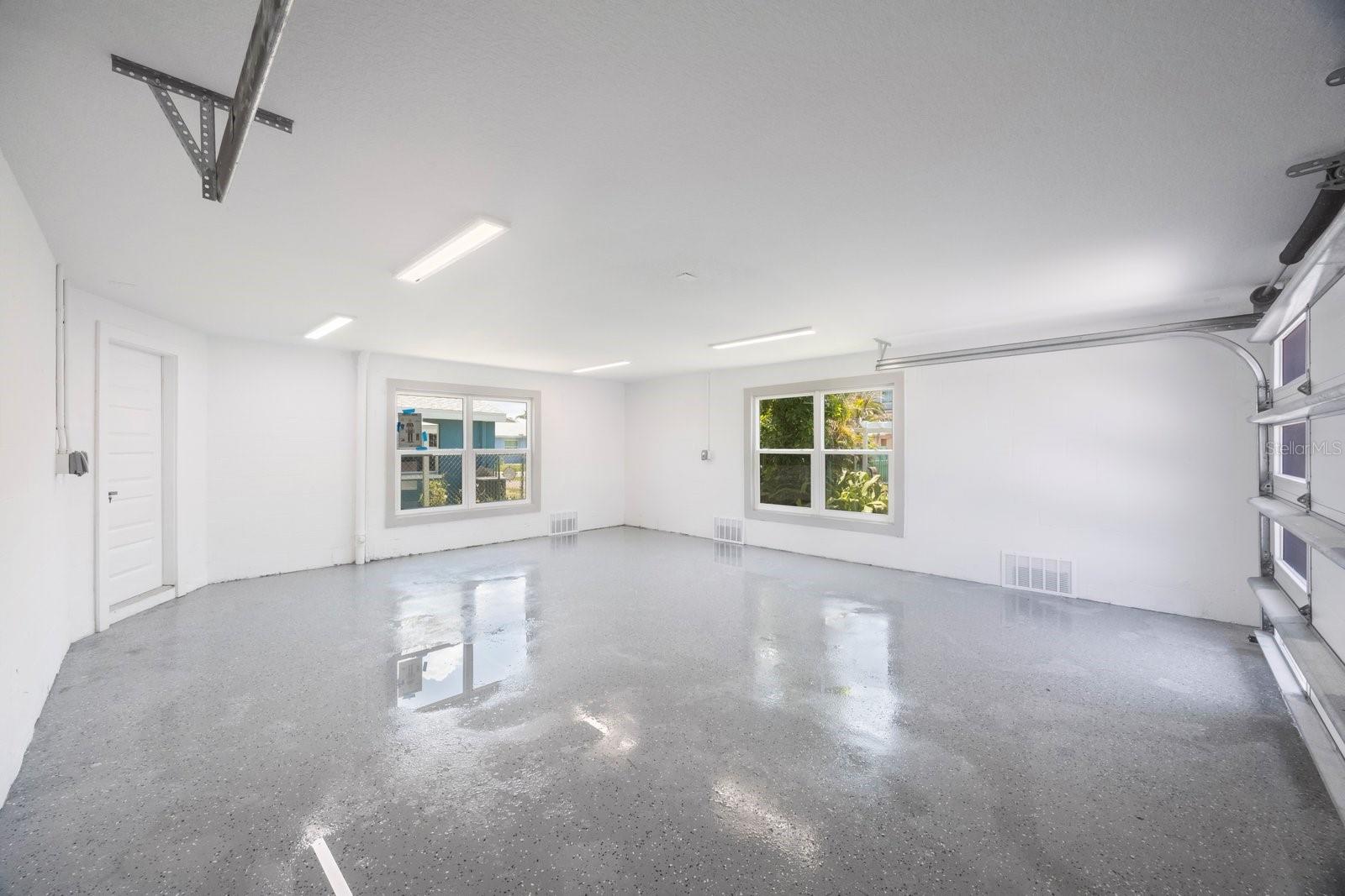 18077 3RD ST E, REDINGTON SHORES, FL, 33708