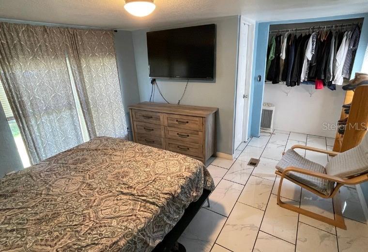 911 MARJORIE AVE, BRANDON, FL, 33511