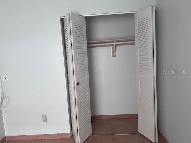 19 W COUNTRY COVE WAY, KISSIMMEE, FL, 34743